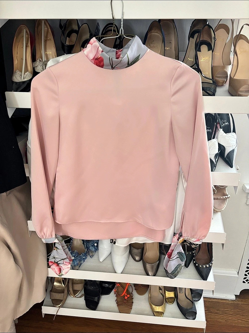 Ted Baker Safrya Blush Pink Floral Tie Cuff Mock Neck Blouse